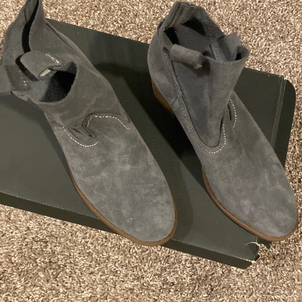 Carlos ankle bootie